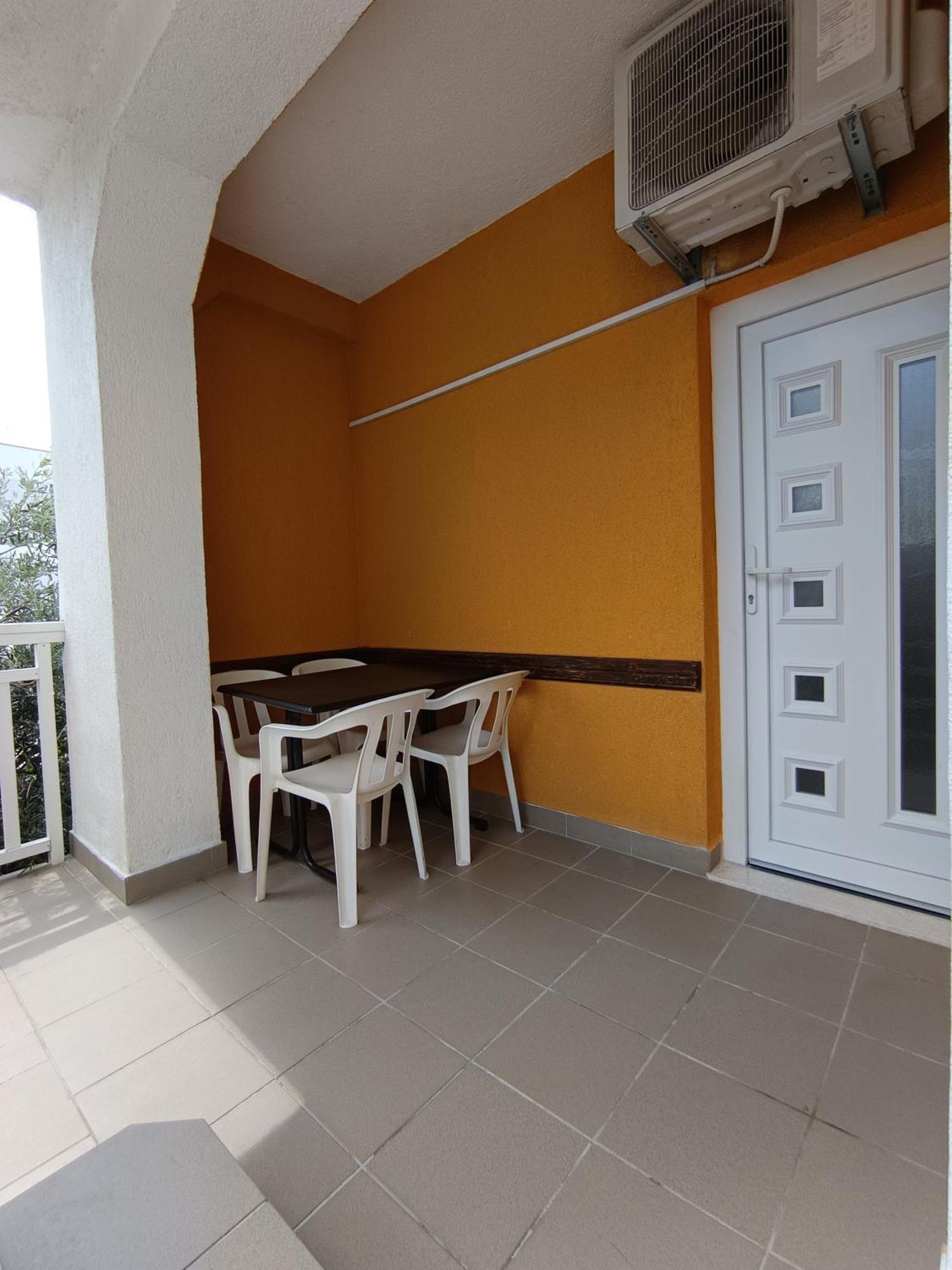 Studio Apartmani Marinella Baška Voda Habitación foto