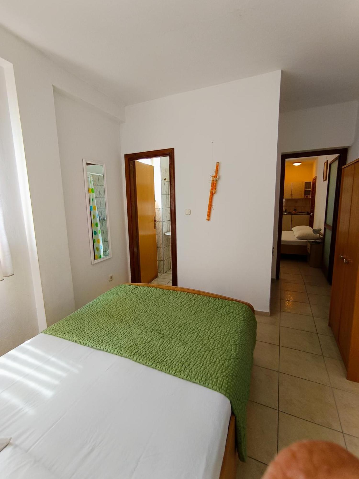 Studio Apartmani Marinella Baška Voda Habitación foto